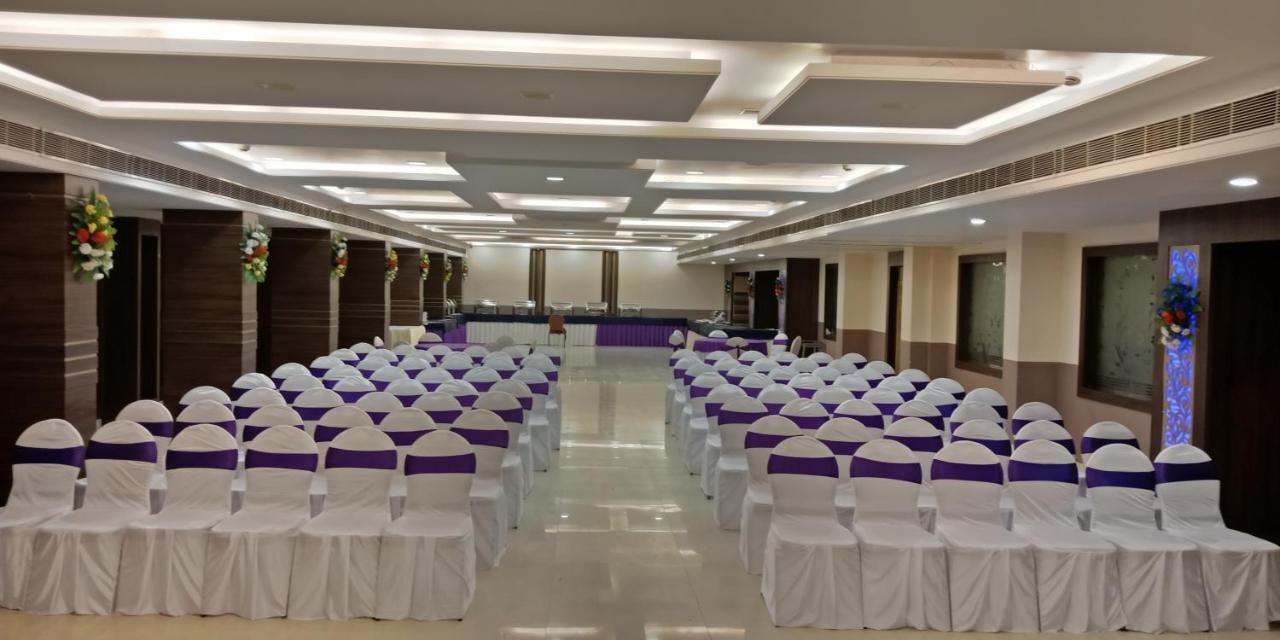 Puja Residency Hotel Varanasi Exterior photo